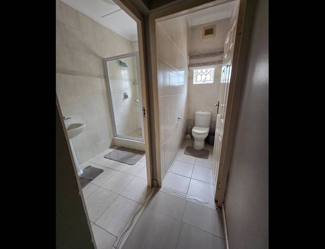 5 BEDROOM HOUSE FOR SALE IN BLUFF